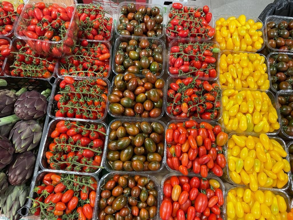 שוק רמז ראשון לציון - חס אישי ומשפחתי, מוצרי פרימיום, מבצעים משתלמים ומגוון אדיר של פירות וירקות תוצרת ישראל!