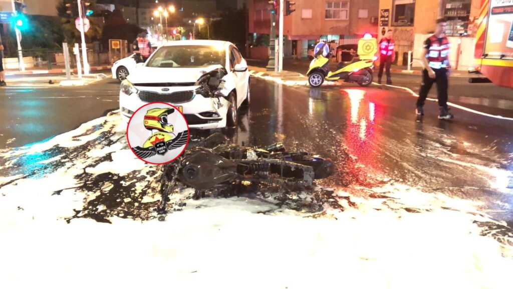 רוכב אופנוע נפצע בינוני בתאונה ברחוב הרצל בראשון לציון