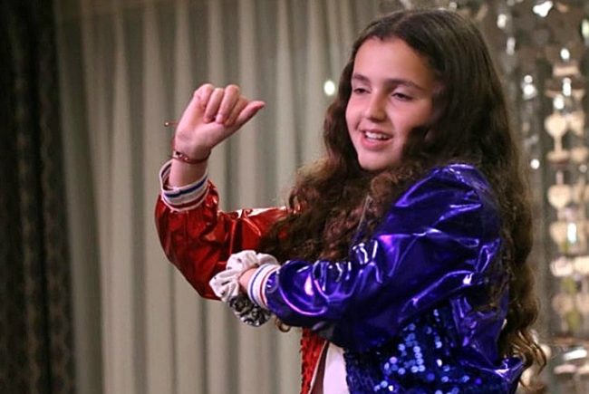 נטע שפירא בת ה-10 מראשון לציון היתה כוכבת הערב בקרנבל פורים שמח וחגיגי שהתקיים השבוע ב”אחוזת ראשונים”