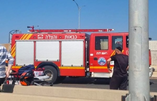 הודעה דחופה לנהגים: כביש 431 לכיוון ירושליים חסום מאזור גן הורדים ראשון לציון מרכז בשל תאונה עם הרוג ופצוע קשה, פקקים גדולים באזור