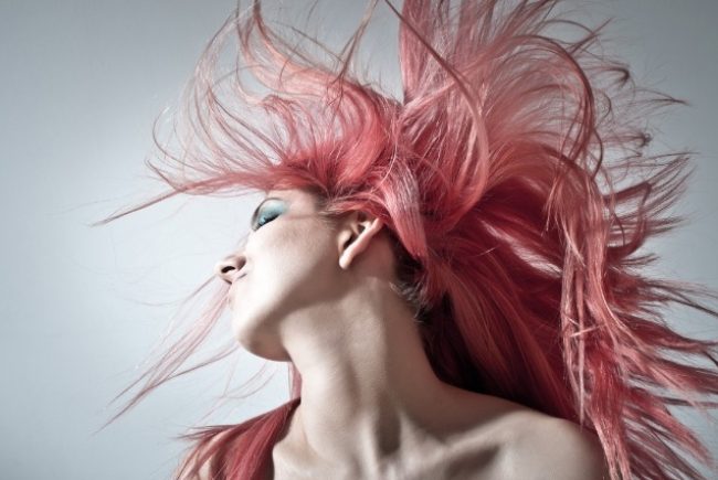 מעצב שיער מראשון לציון שפיתח אלרגיה לצבעי שיער עד כדי סכנת חיים, יזכה בפיצויים בסך 340 אלף שקלים